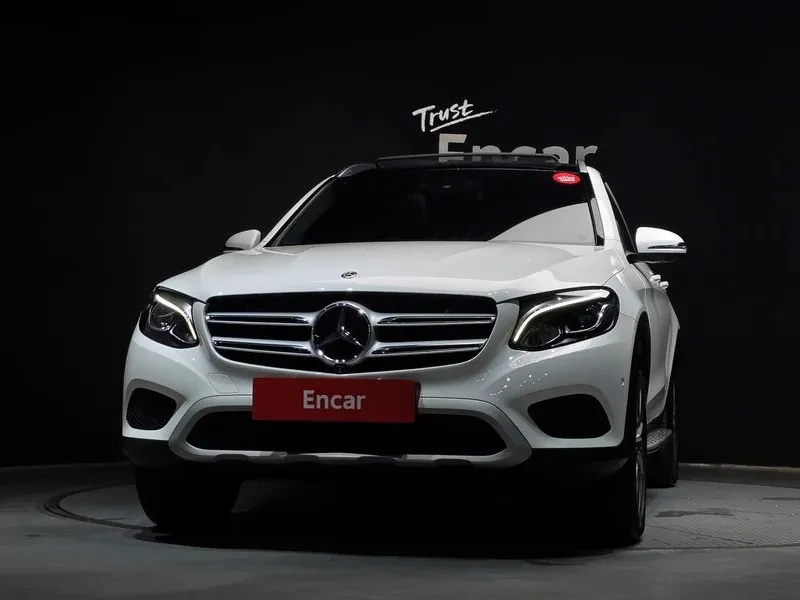 Mercedes-Benz GLC 300 4MATIC PREMIUM, снимка 3 - Автомобили и джипове - 54928989