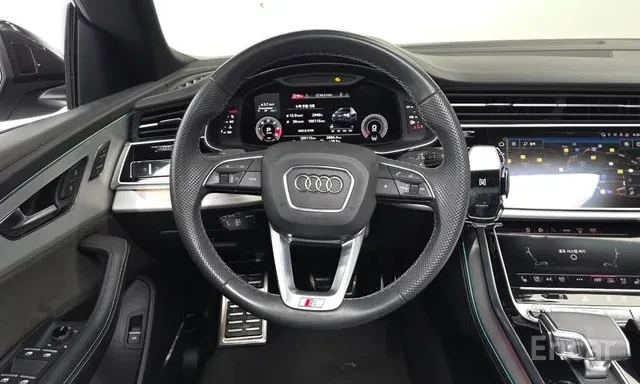 Audi Q8 50TDI | PREMIUM | 360 | МАСАЖ | ОБДУХВАНЕ | , снимка 6 - Автомобили и джипове - 55588297