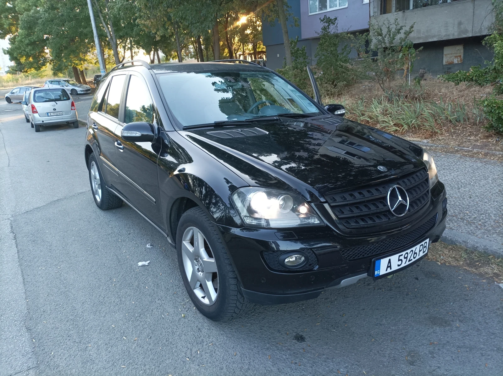 Mercedes-Benz ML 500  - изображение 4