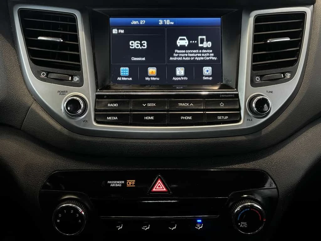 Hyundai Tucson PREMIUM/1 OWNER/ВТОРИ ГУМИ И ДЖАНТИ, снимка 10 - Автомобили и джипове - 53735245