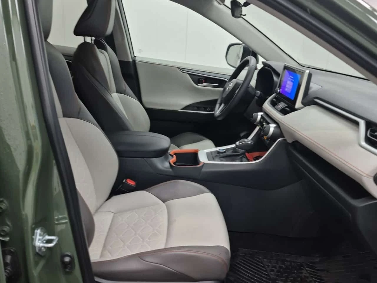 Toyota Rav4 * Trail * CARFAX * ������� * ������� * CARPLAY | Mobile.bg � ����������� 10