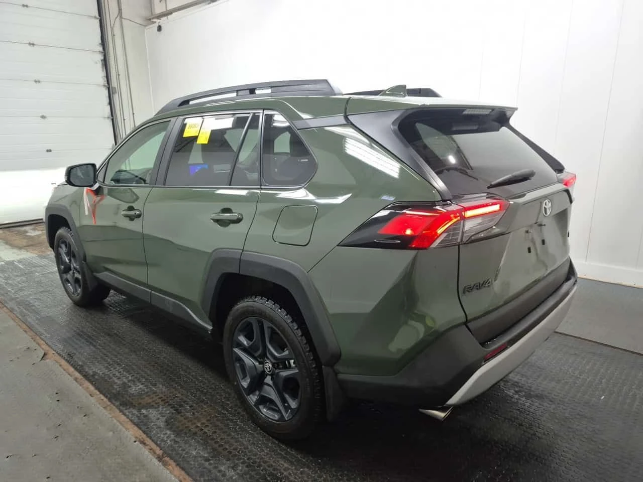 Toyota Rav4 * Trail * CARFAX * ������� * ������� * CARPLAY | Mobile.bg � ����������� 2