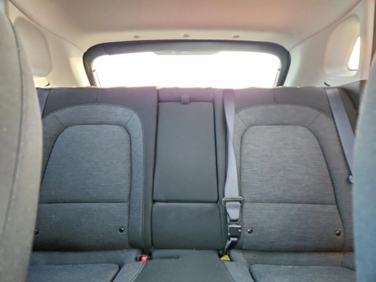 Hyundai Kona Electric SEL FWD, снимка 10 - Автомобили и джипове - 54315248