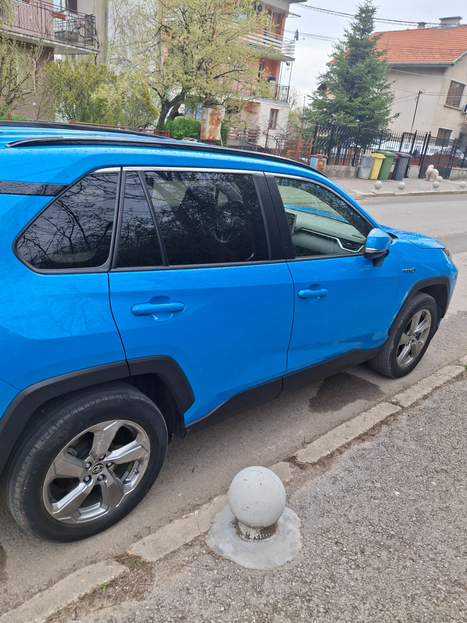 Toyota Rav4 2.5 HIBRID, снимка 3 - Автомобили и джипове - 54798321