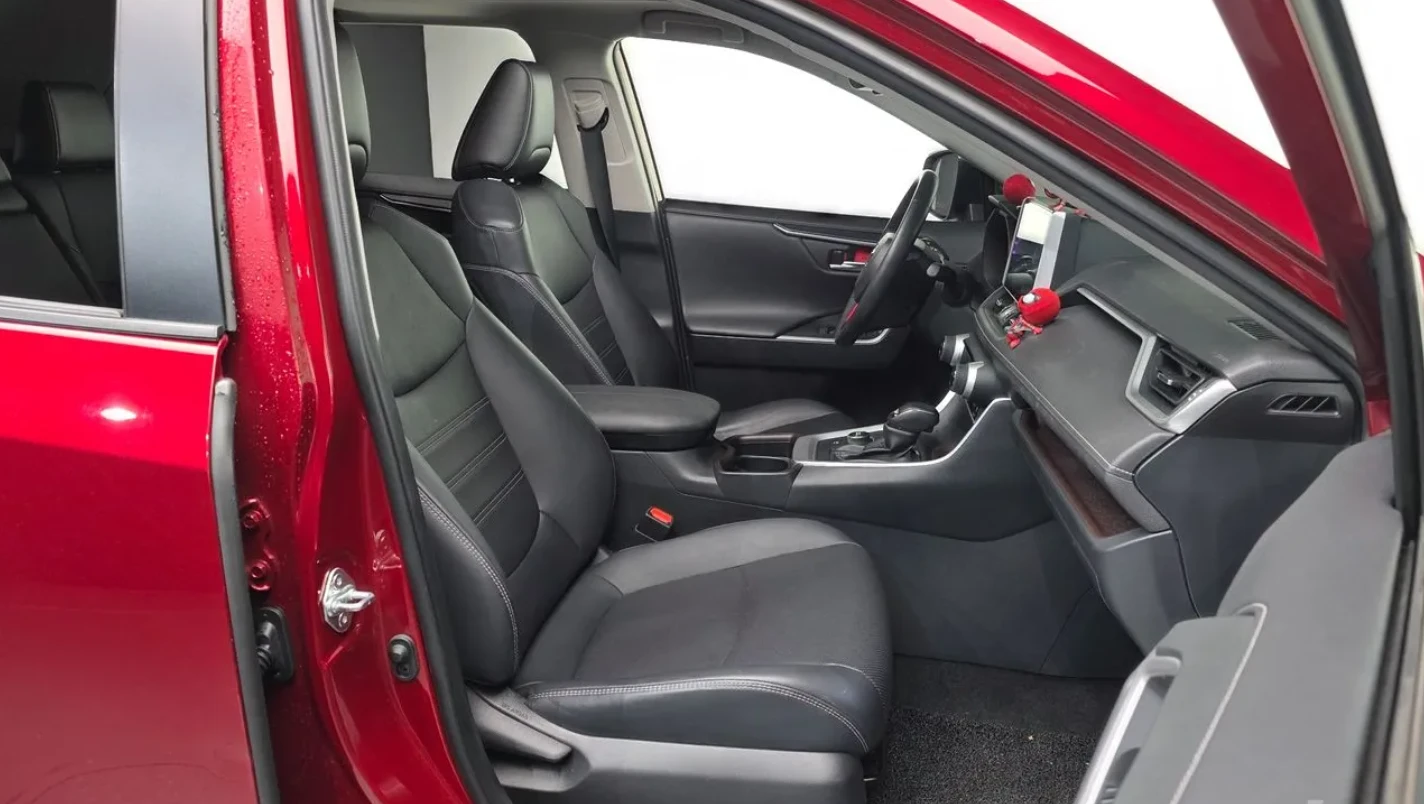 Toyota Rav4 2.5 AWD HYBRID / LIMITED /ШИБИДАХ /, снимка 13 - Автомобили и джипове - 54801063