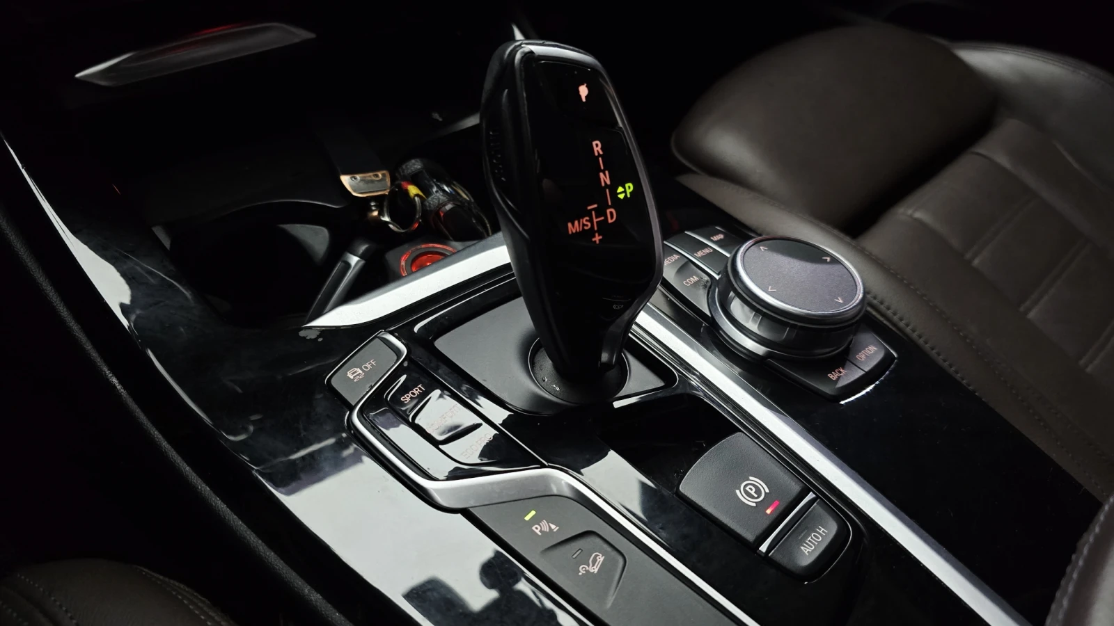 BMW X3 xDrive20d* HUD* ЕЛ. БАГАЖНИК* ЛЮК* КРАЙНА ЦЕНА, снимка 9 - Автомобили и джипове - 55593914