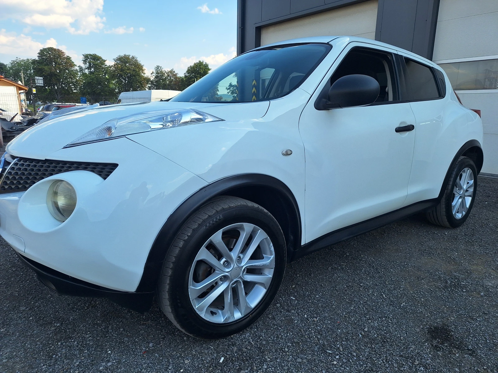 Nissan Juke 1.5dci, снимка 2 - Автомобили и джипове - 55693954