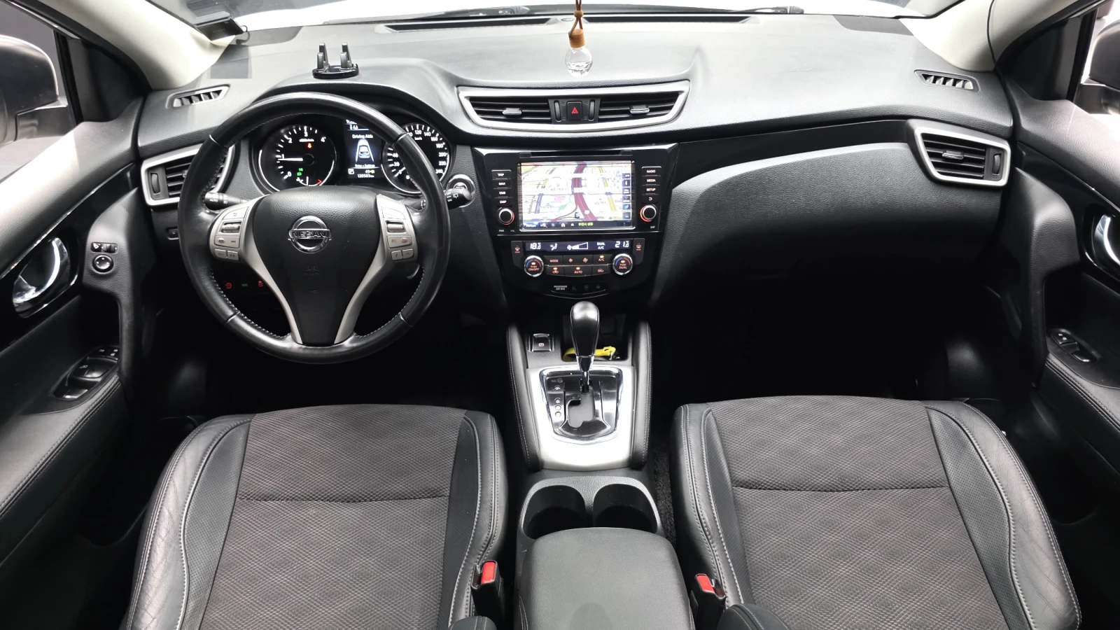 Nissan Qashqai 1.6* ЛЮК* КРАЙНА ЦЕНА, снимка 7 - Автомобили и джипове - 55983848