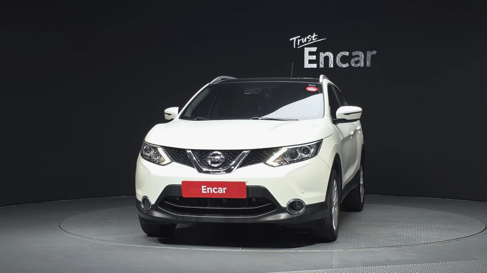 Nissan Qashqai 1.6* ЛЮК* КРАЙНА ЦЕНА, снимка 3 - Автомобили и джипове - 55983848