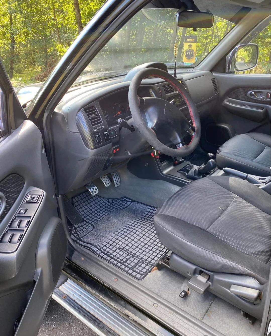 Mitsubishi L200 2.5, снимка 6 - Автомобили и джипове - 55994349