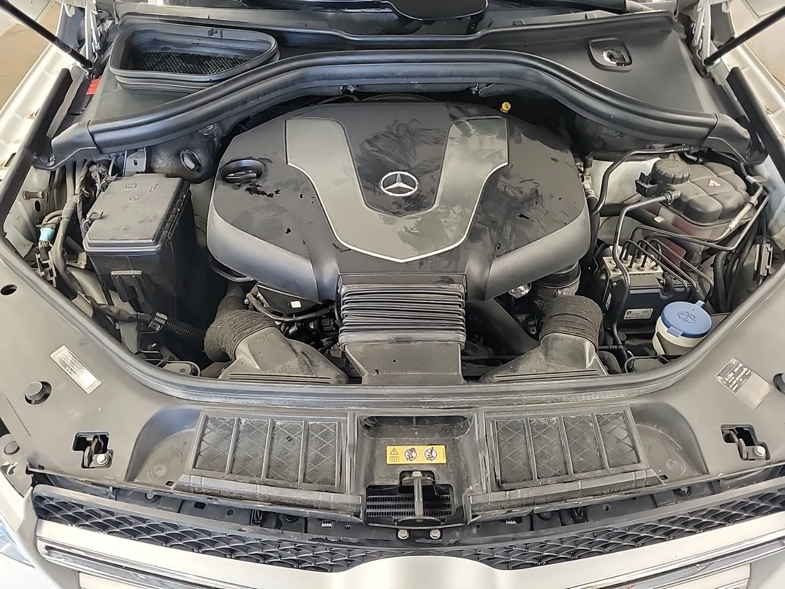 Mercedes-Benz GLE * 350D * CARFAX * ЦЕНА ДО БГ, снимка 15 - Автомобили и джипове - 56085839