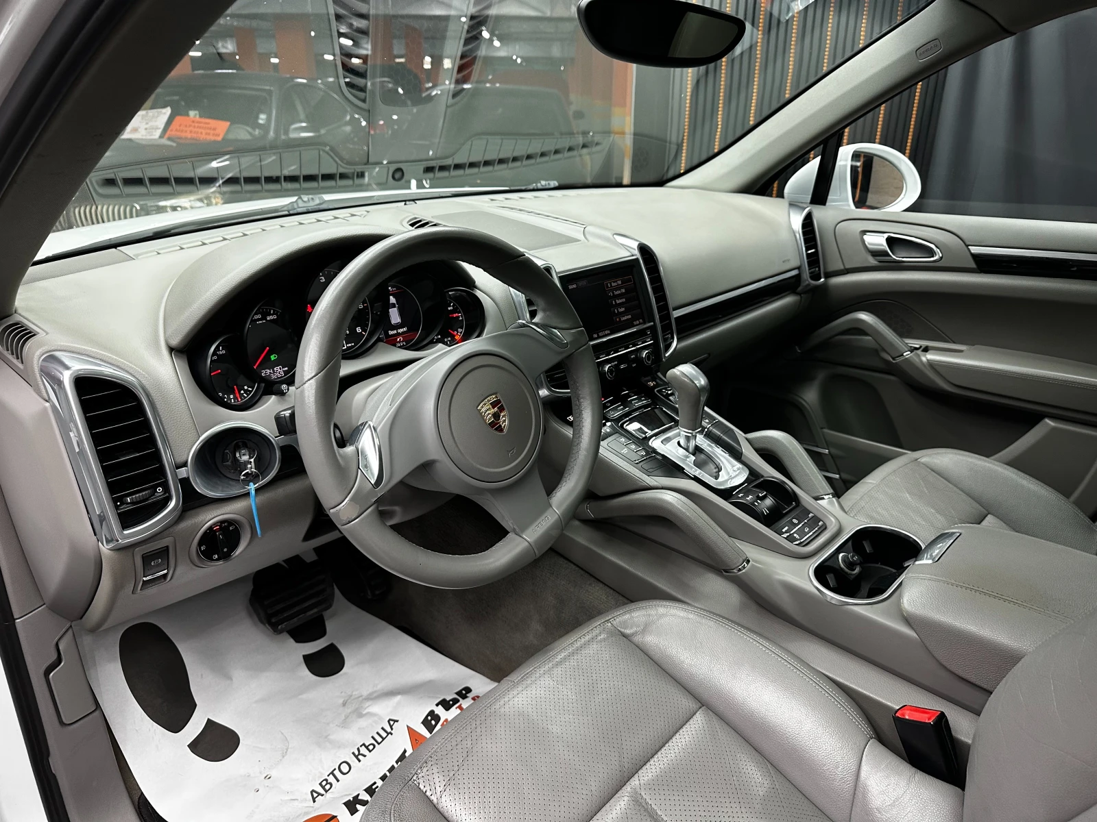 Porsche Cayenne 3.0d 245 к.с. , снимка 7 - Автомобили и джипове - 56375313