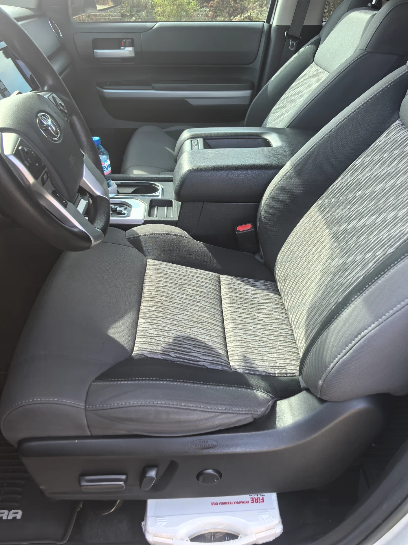 Toyota Tundra 5.7-4х4 , снимка 12 - Автомобили и джипове - 56441269