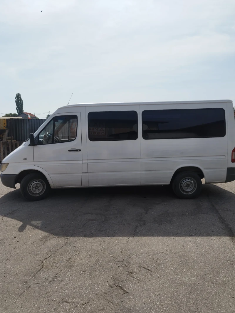 Mercedes-Benz Sprinter 208, снимка 5 - Бусове и автобуси - 53184091