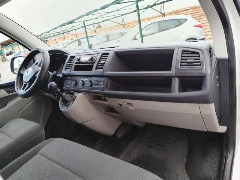 VW Transporter 2000D 140ks. Топ състоянието, снимка 11 - Бусове и автобуси - 53293597