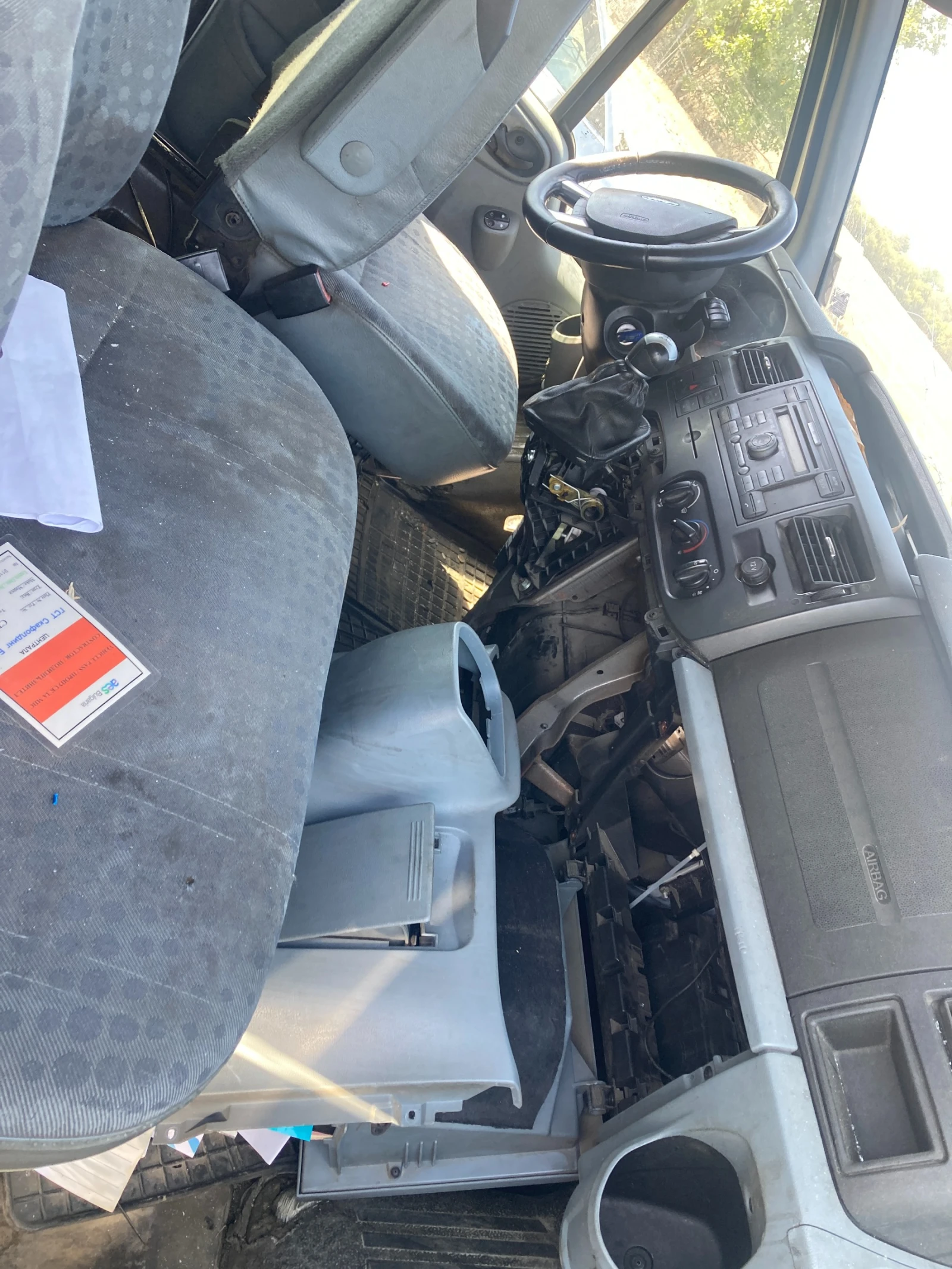 Ford Transit 2.2 - изображение 5