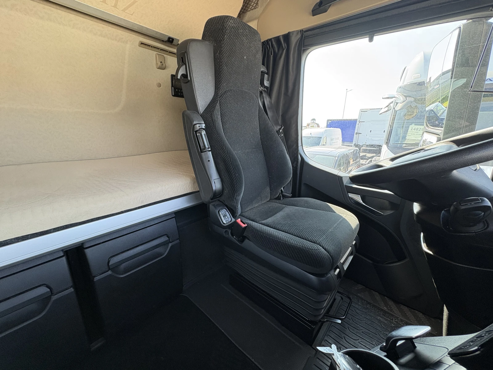 Mercedes-Benz Actros 1845 LS 4x2, снимка 12 - Камиони - 53782956