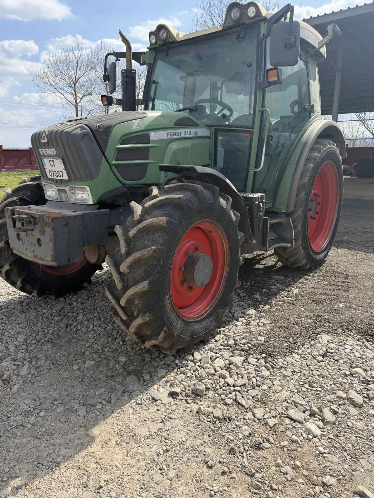 Трактор Fendt 210 Vario, снимка 10 - Селскостопанска техника - 53882886