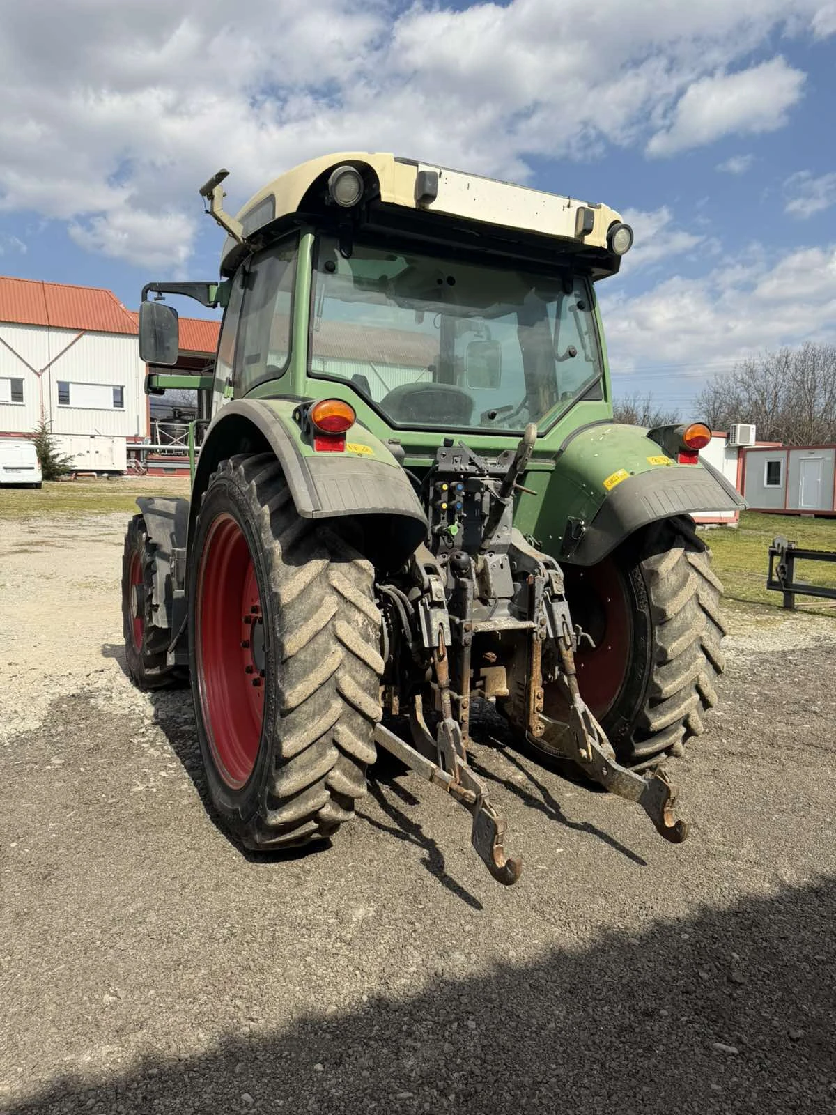 Трактор Fendt 210 Vario, снимка 3 - Селскостопанска техника - 53882886