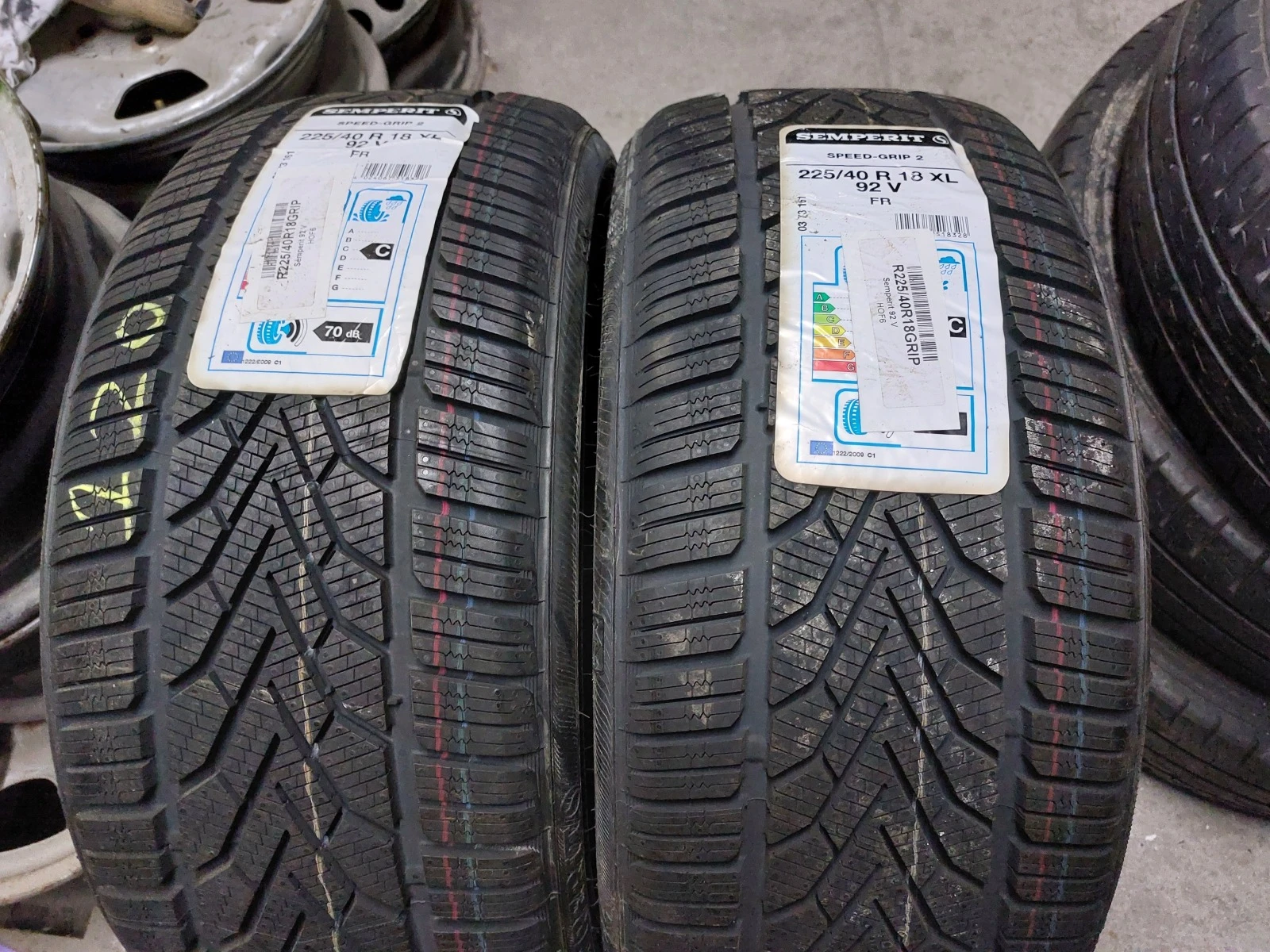 ���� 225/40R18 | Mobile.bg � ����������� 1