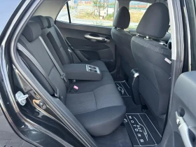Toyota Auris 1.6Vvti/124кс/Автомат/Ксенон/KEYLESs GO, снимка 9
