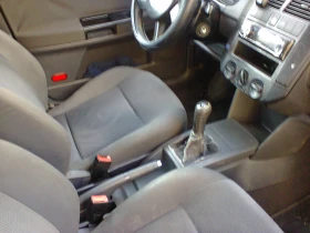 VW Polo 1.4 i - * KLIMATIK* - 75 коня , снимка 16