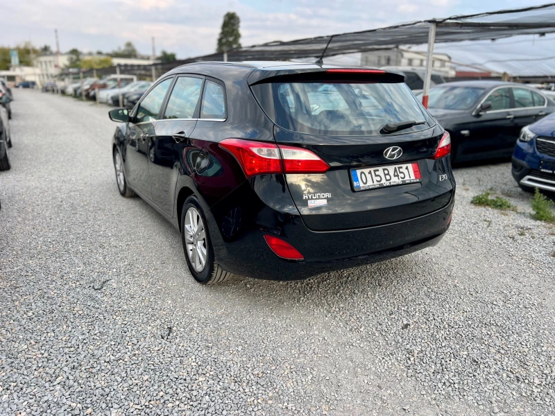 Hyundai I30 1.6CRDI АВТОМАТИК, снимка 4 - Автомобили и джипове - 47324172