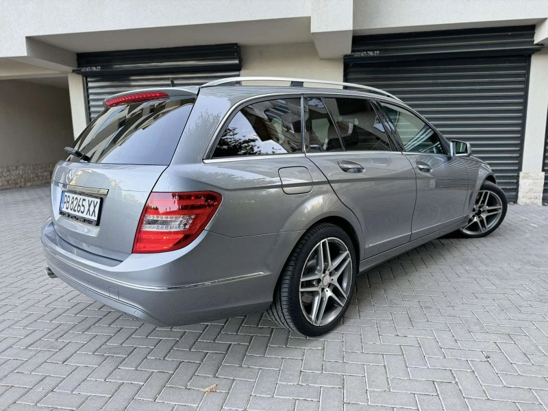 Mercedes-Benz C 250, снимка 4 - Автомобили и джипове - 47712239