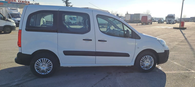 Citroen Berlingo, снимка 7 - Автомобили и джипове - 48803647