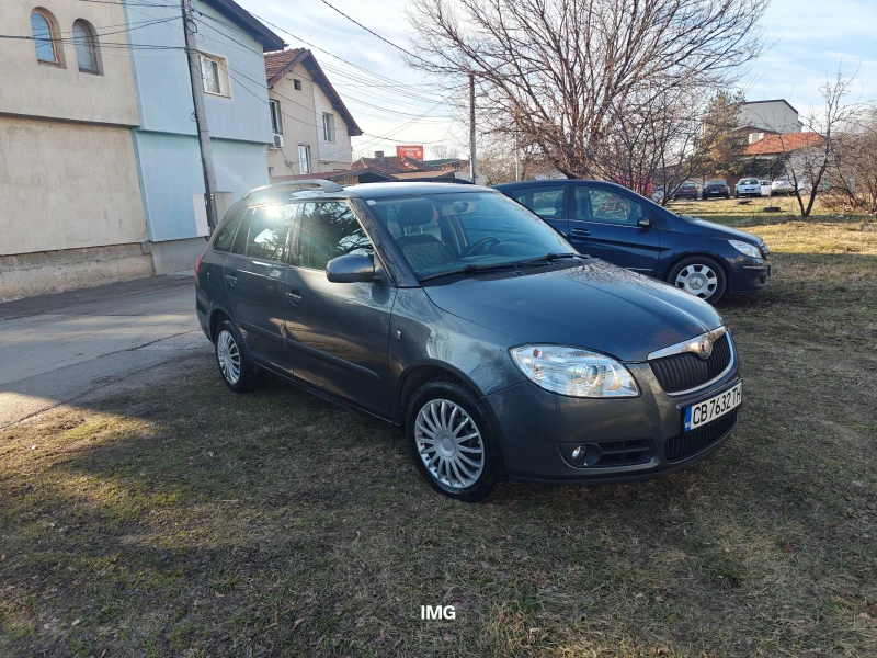 Skoda Fabia, снимка 2 - Автомобили и джипове - 49058610