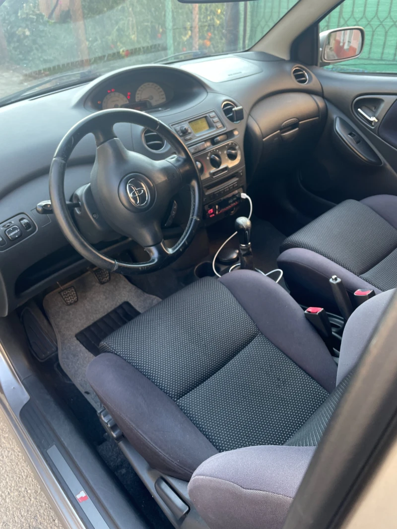 Toyota Yaris T-Sport, снимка 9 - Автомобили и джипове - 49153416