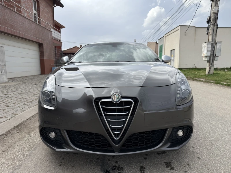 Alfa Romeo Giulietta QV-1750TBI-ШВЕЙЦАРИЯ, снимка 2 - Автомобили и джипове - 49467182