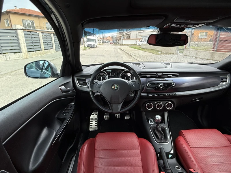 Alfa Romeo Giulietta QV-1750TBI-ШВЕЙЦАРИЯ, снимка 10 - Автомобили и джипове - 49467182