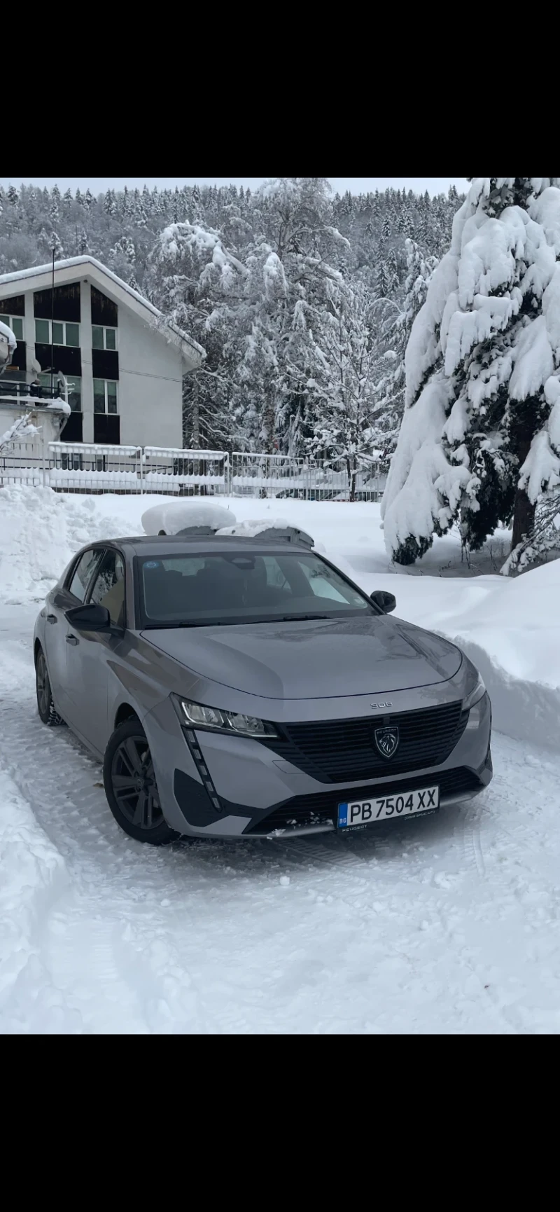 Peugeot 308 1.2 i 2024 г. 