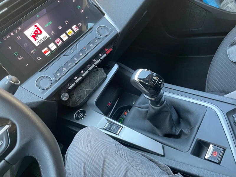 Peugeot 308 1.2 i 2024 г. lizing, снимка 9 - Автомобили и джипове - 51512286