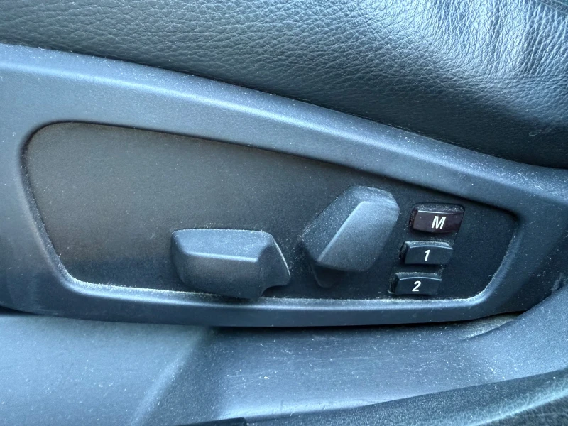 BMW 530 * * 250000КМ* * СЕРВИЗНА ИСТОРИЯ* * , снимка 15 - Автомобили и джипове - 51749412