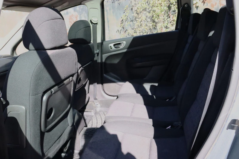 Peugeot 307 SW, снимка 13 - Автомобили и джипове - 52316422