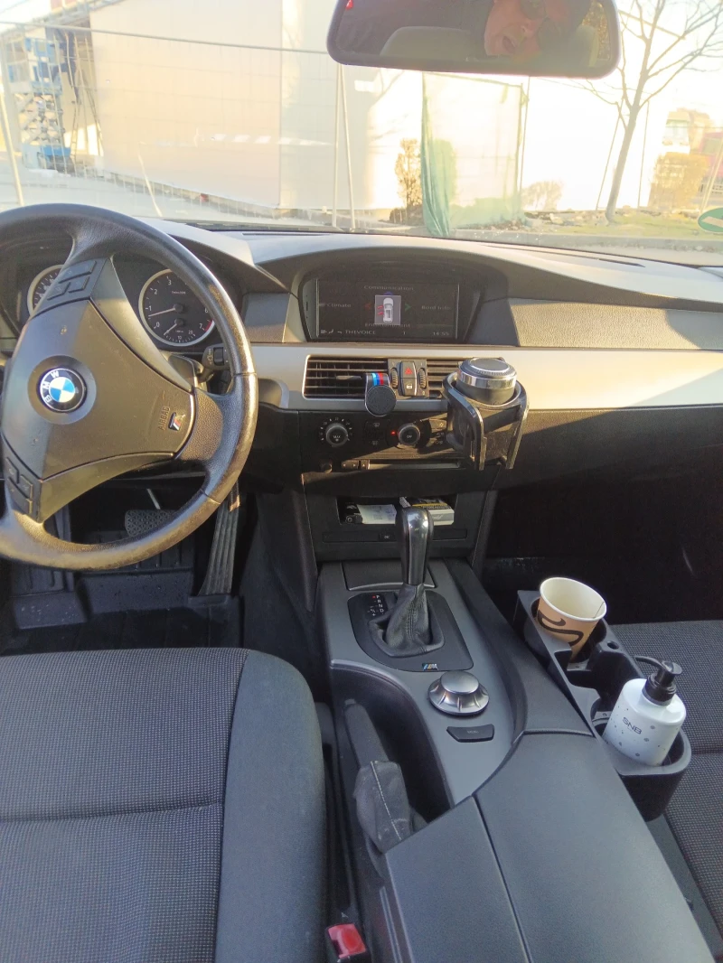 BMW 520, снимка 8 - Автомобили и джипове - 52803173