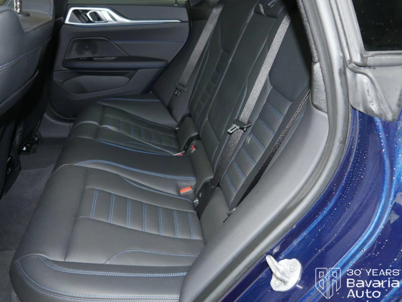 BMW i4 40 xDrive M Sport Paket, снимка 8 - Автомобили и джипове - 52833524