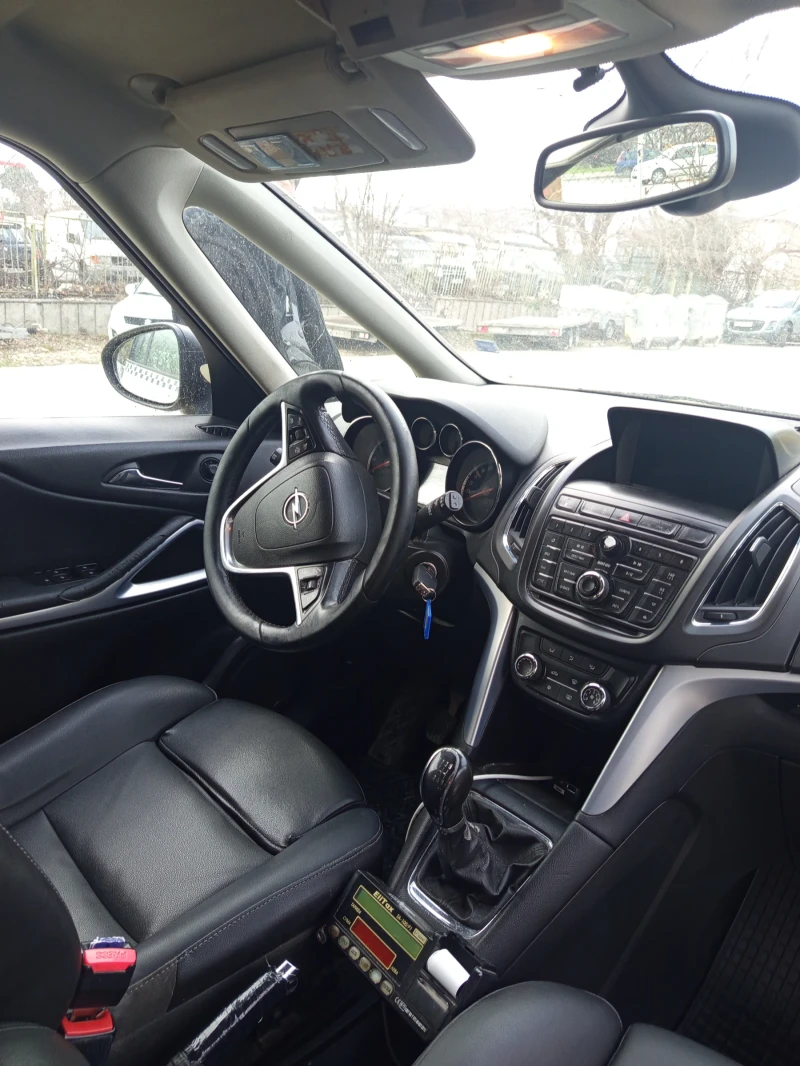 Opel Zafira 6+ 1, снимка 8 - Автомобили и джипове - 53054143