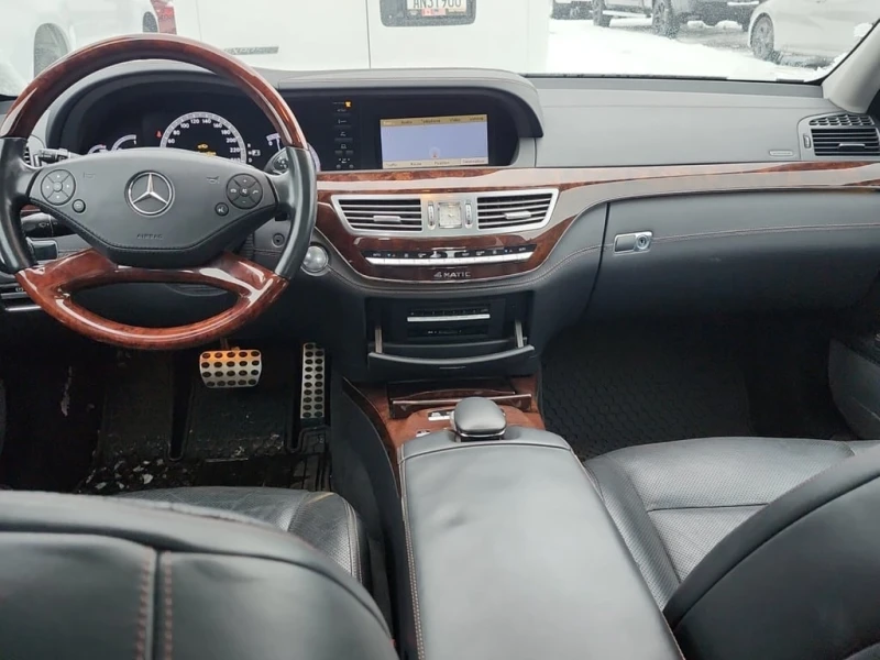 Mercedes-Benz S 550 * CARFAX * БЕЗ ПЪРВОНАЧАЛНА ВНОСКА, снимка 11 - Автомобили и джипове - 53093817