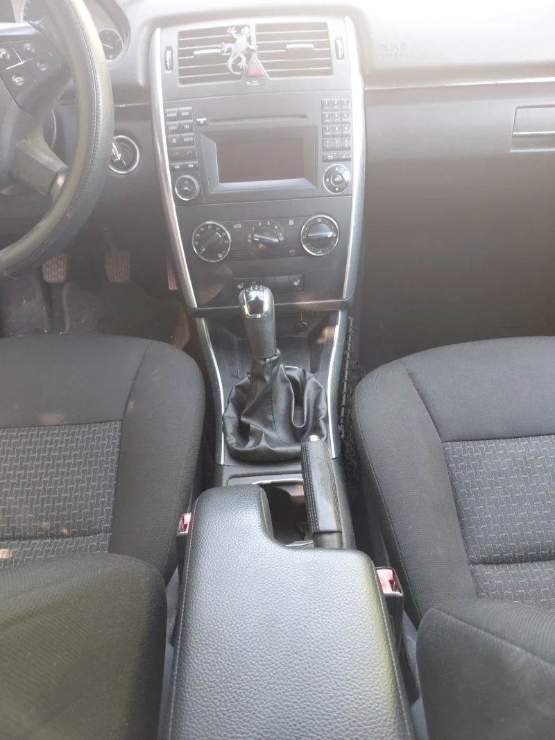 Mercedes-Benz B 180 1, 8cdi, снимка 9 - Автомобили и джипове - 53239989