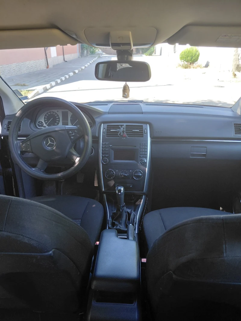 Mercedes-Benz B 180 1, 8cdi, снимка 12 - Автомобили и джипове - 53239989