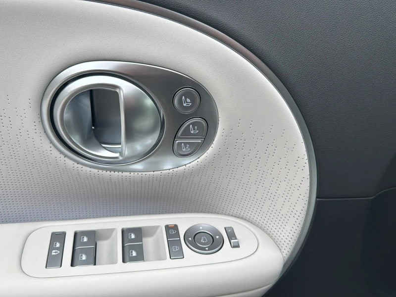 Hyundai IONIQ 9 PERFORMANCE 4WD BOSE PANORAMA 360 7-МЕСТЕН, снимка 12 - Автомобили и джипове - 53262859