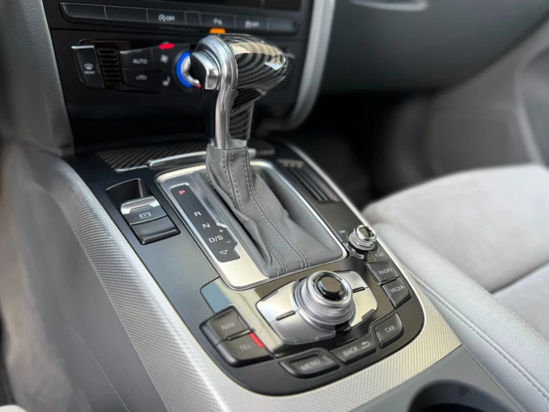 Audi A4 6 МЕСЕЦА ГАРАНЦИЯ/3.0TDI 204к.с Дистроник/Facelift, снимка 14 - Автомобили и джипове - 53560217