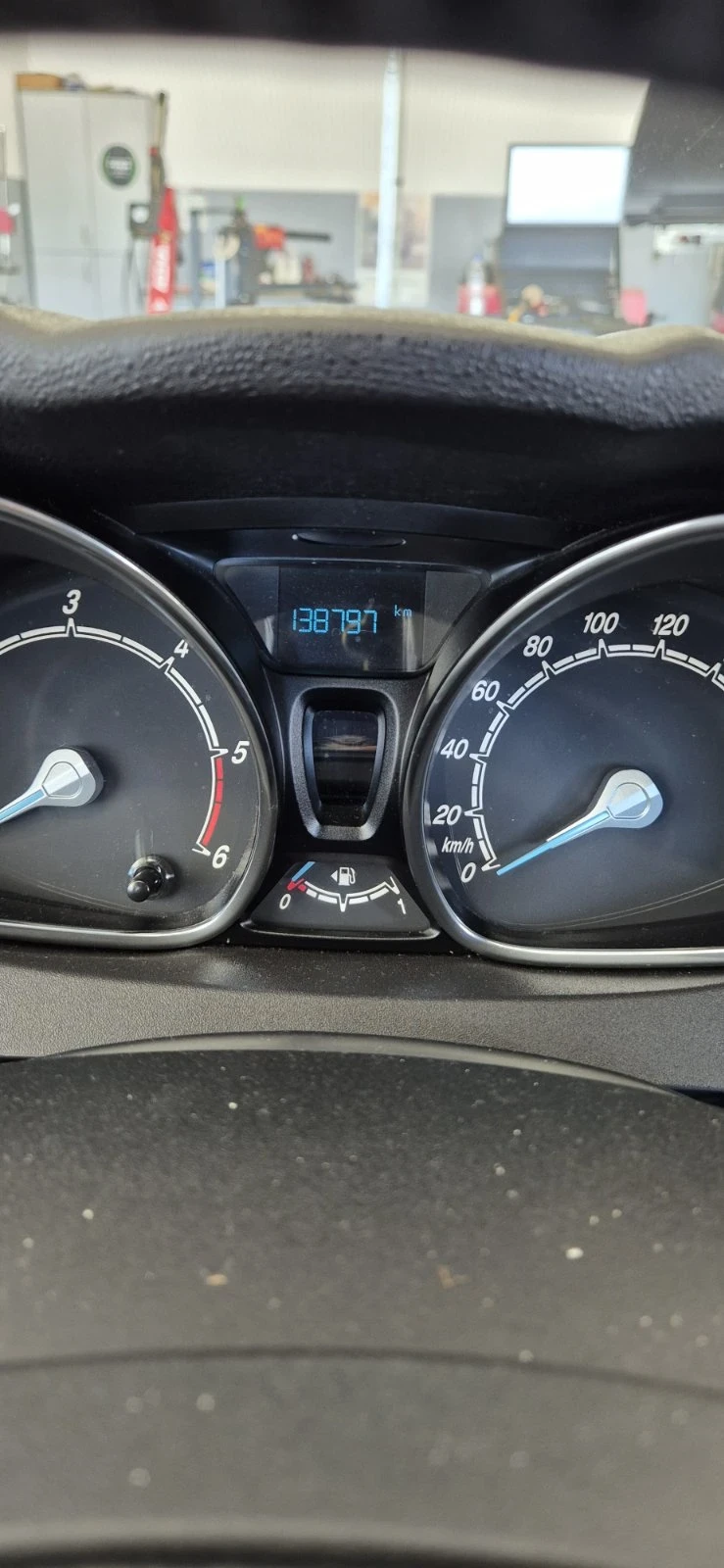 Ford Fiesta 1.6 TDCI, снимка 9 - Автомобили и джипове - 53656086