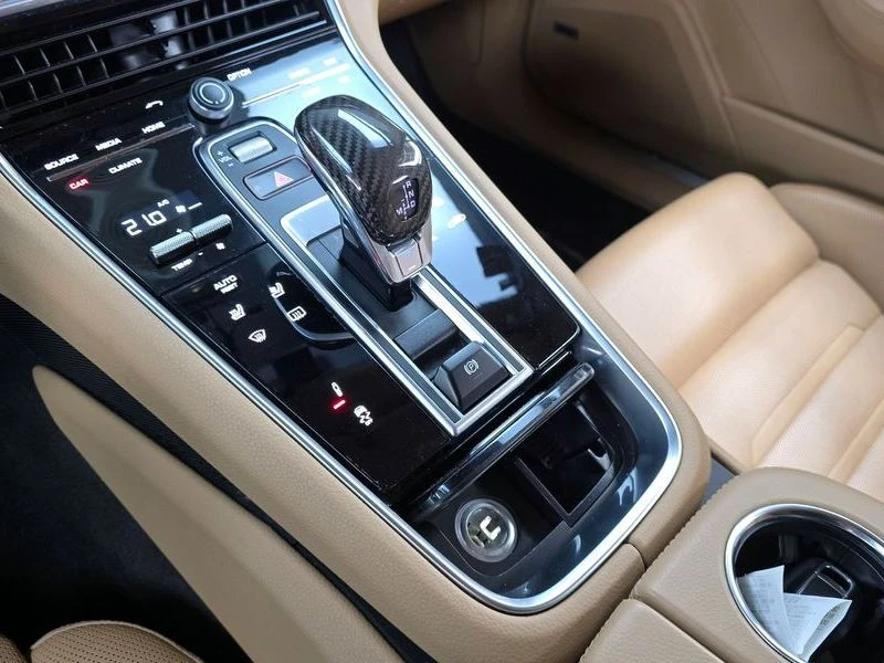 Porsche Panamera 3.0 AWD| 330к.с.| ВКЛ.ТЕХНОТЕСТ, снимка 9 - Автомобили и джипове - 55457579