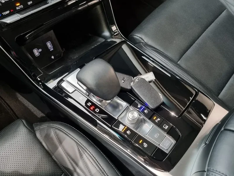 Kia K7 Premier 2.5 Gdi X Edition, снимка 9 - Автомобили и джипове - 55690172