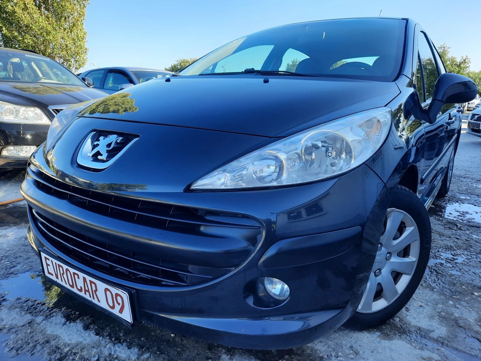 Peugeot 207 2009та 1.4i СТАРИЯ!!! - [1] 