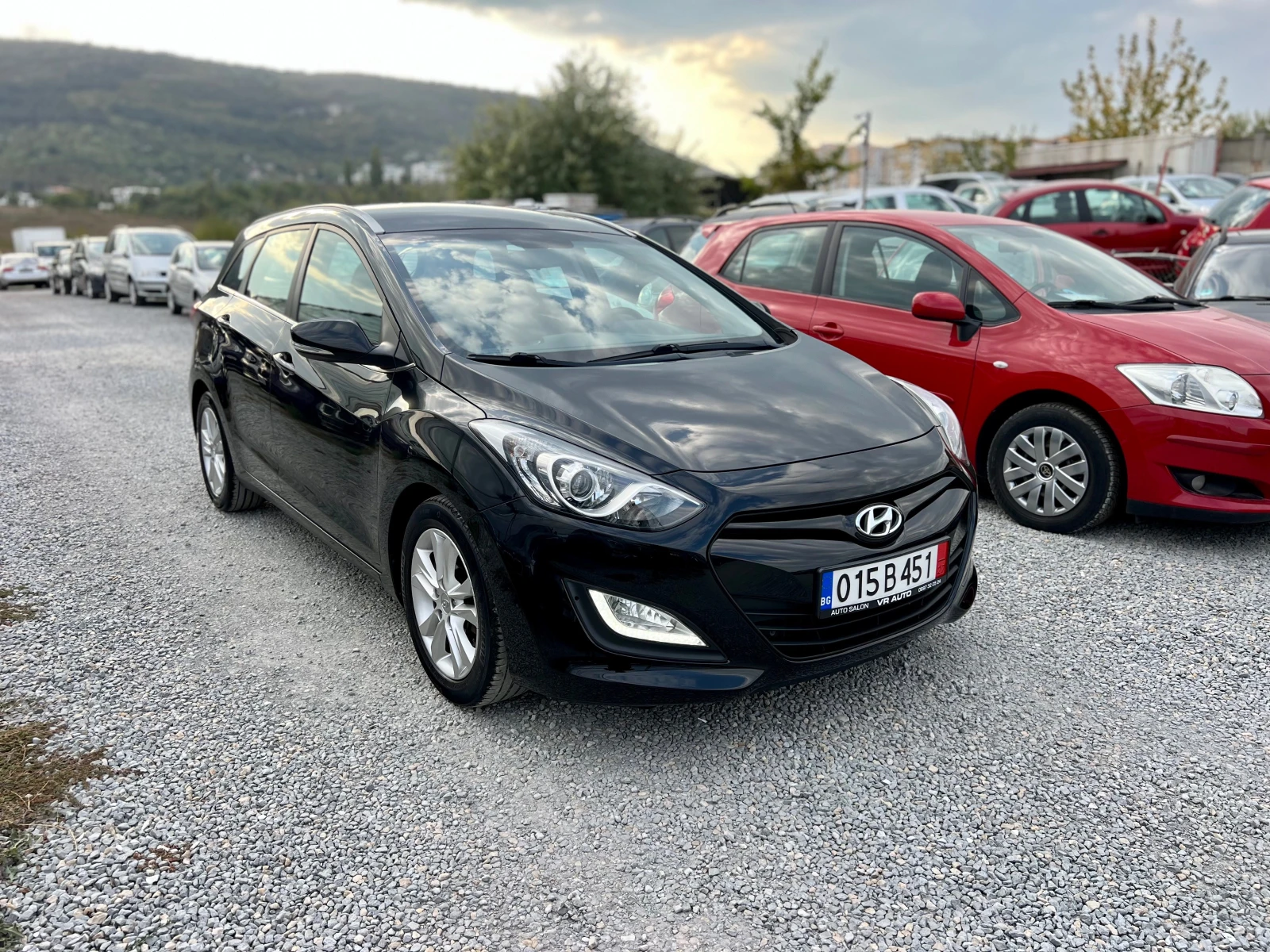 Hyundai I30 1.6CRDI АВТОМАТИК - изображение 2